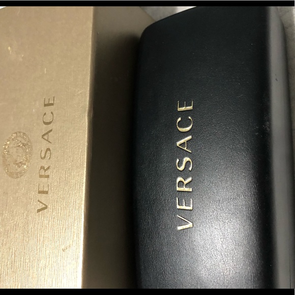 Versace sunglasses - Picture 4 of 4